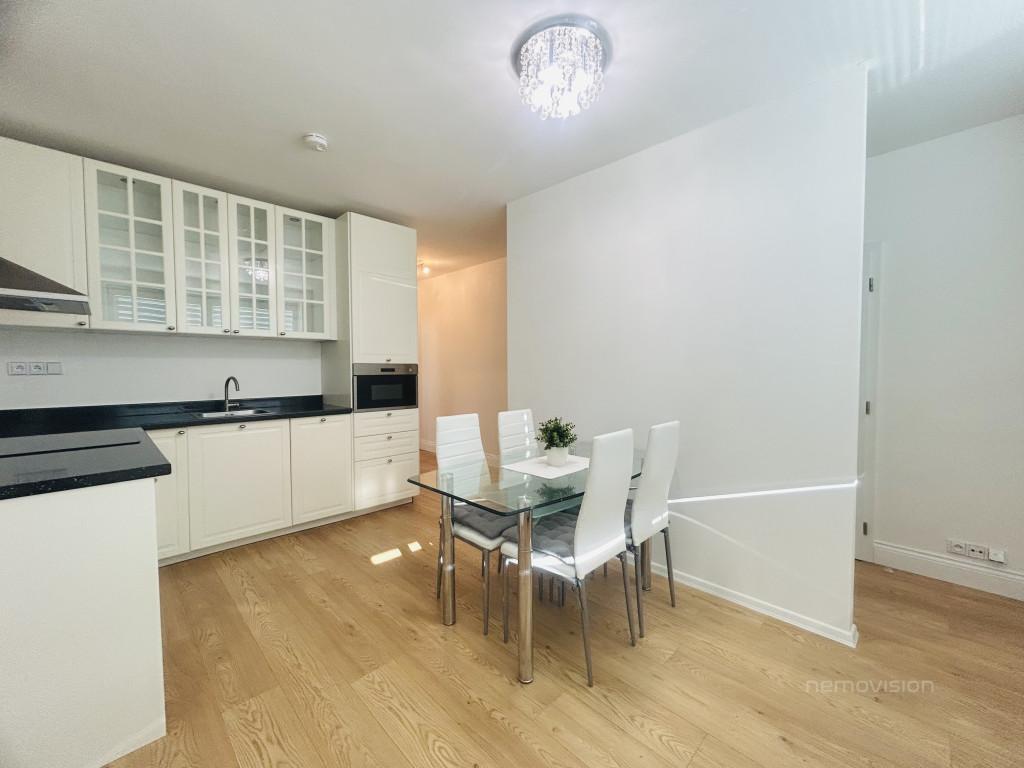 Pronájem bytu,  1+1, 42 m²