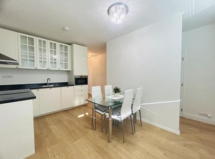 Pronájem bytu, 1+1, 42 m²