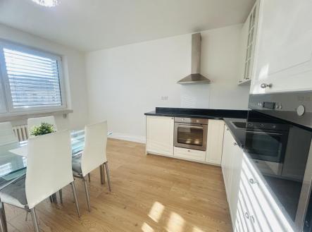 Pronájem bytu, 1+1, 42 m²