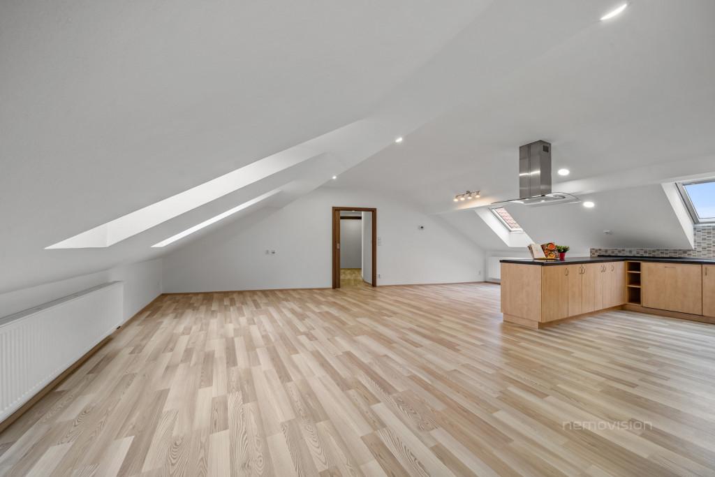 Prodej bytu,  4+kk, 138 m²