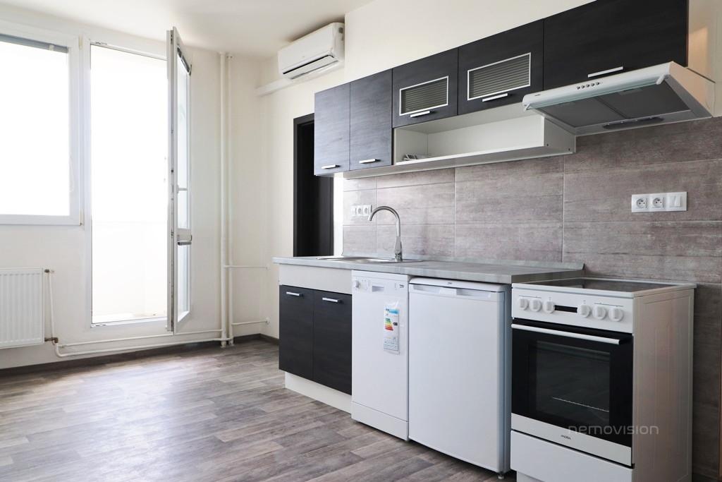 Pronájem bytu, 2+kk, 38 m²