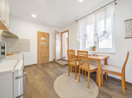 Prodej hotel, 111 m²