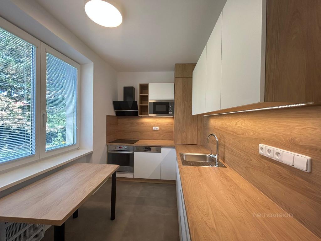 Pronájem bytu, 2+1, 65 m²