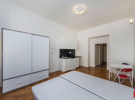 Pronájem bytu, 1+kk, 27 m²