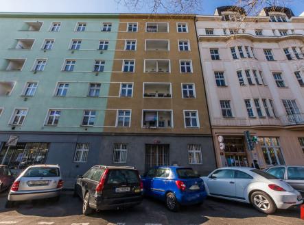 Pronájem bytu, 1+kk, 27 m²