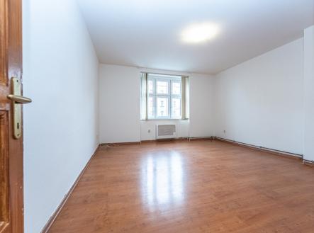 Pronájem bytu, 1+kk, 34 m² obrázek