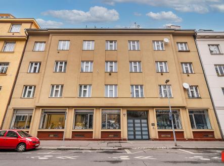 Prodej - obchodní prostor, 111 m²