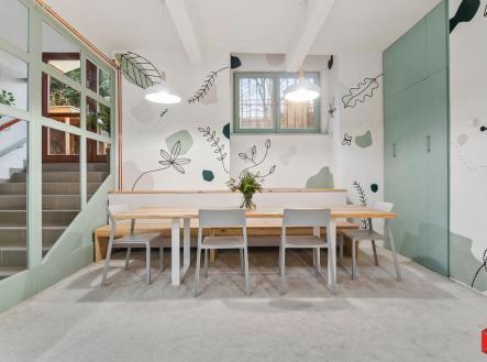 Prodej - obchodní prostor, 111 m²