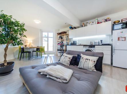 Pronájem bytu, 2+kk, 46 m²