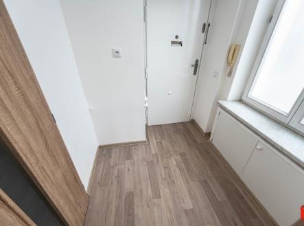 Pronájem bytu, 1+kk, 30 m²