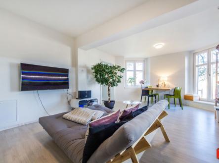 Pronájem bytu, 2+kk, 46 m²