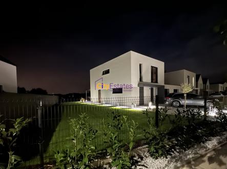 Prodej - dům/vila, 176 m²