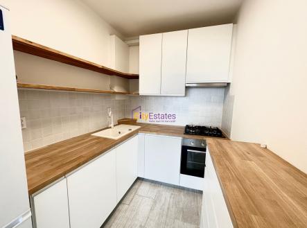 Moderní byt 2+kk s krásným výhledem, Podolí, 48 m2