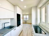 Pronájem bytu, 2+1, 55 m²