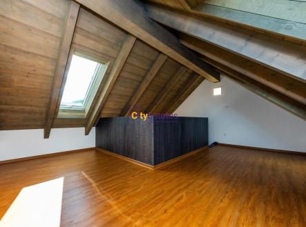 Prodej bytu, 1+kk, 61 m²