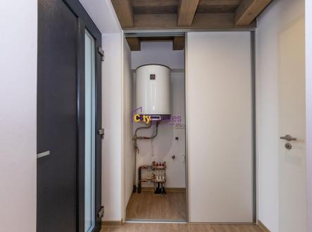 Prodej bytu, 1+kk, 60 m²