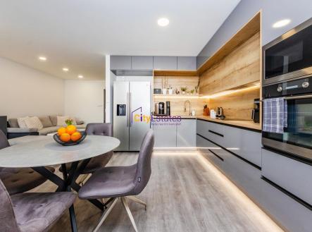 Prodej bytu, 3+kk, 71 m²