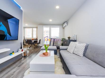 Prodej bytu, 3+kk, 71 m²