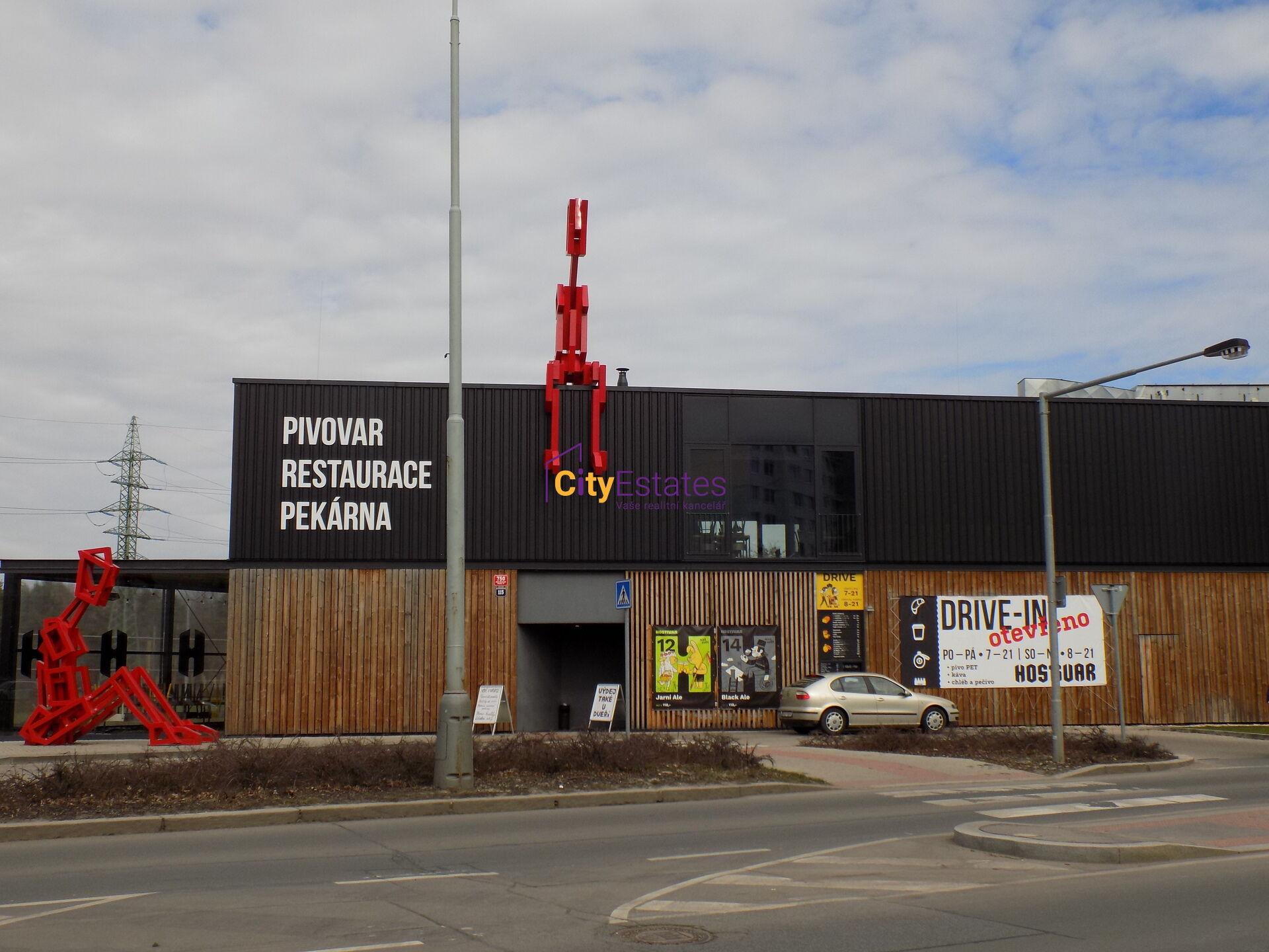 Útulné 1+kk s balkonem a skvělou dostupností do centra (Praha – Horní Měcholupy)