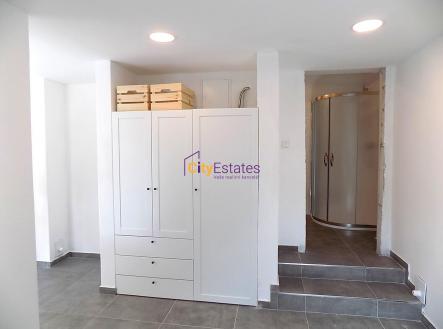 Pronájem bytu, 1+1, 32 m²