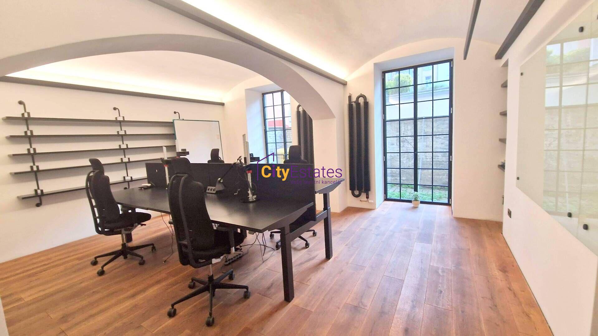 Prodej kancelářských prostor Janáčkovo nábřeží