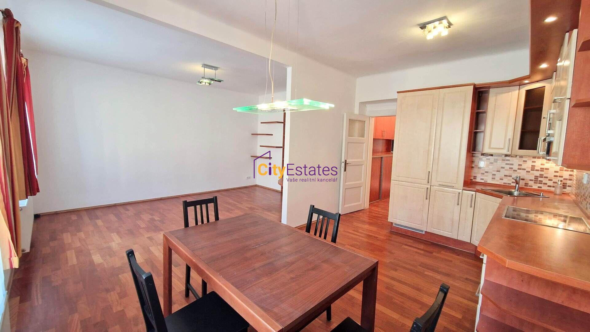 Prodej 2+1 se zahradou, Košíře