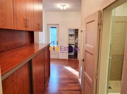 Prodej bytu, 2+kk, 66 m²