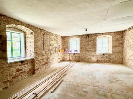 Prodej chaty/rekreačního objektu, 700 m²