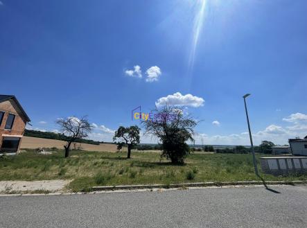 Prodej pozemku pro bydlení, 1 090 m²