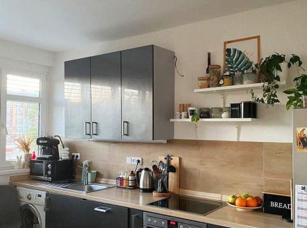 Pronájem bytu, 2+kk, 42 m²