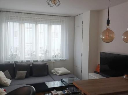 Pronájem bytu, 2+kk, 48 m²