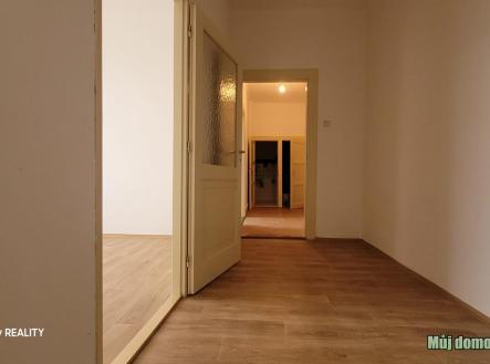 nab_454330537.jpg