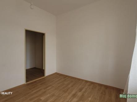 nab_454330541.jpg