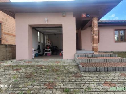 nab_450448405.jpg