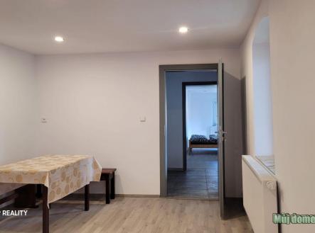 nab_449718113.jpg