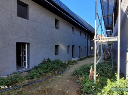 nab_449718191.jpg