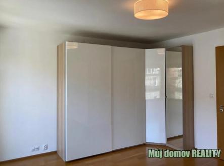 nab_469076103.jpg