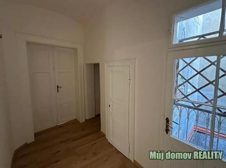 nab_468619131.jpg