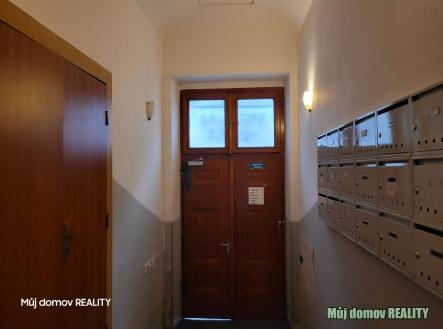 nab_469510789.jpg