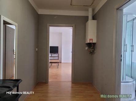 Pronájem bytu, 2+kk, 75 m²