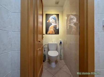 WhatsApp Image 2025-10-15 at 11.16.06.jpeg