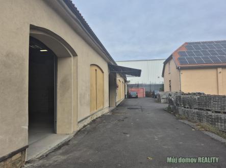 Pronájem skladovací prostor, 120 m²