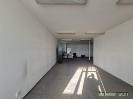 Pronájem kanceláře, 100 m²