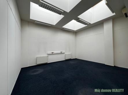 WhatsApp Image 2025-10-07 at 12.17.18.jpeg