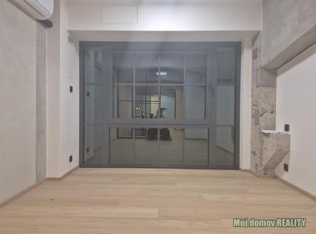 Obrázek WhatsApp, 2025-11-03 v 22.33.34_6d72942d.jpg