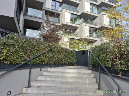 Pronájem bytu, 2+kk, 58 m²