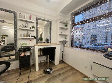 WhatsApp Image 2025-11-18 at 14.08.50 (2).jpeg