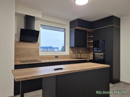 Pronájem bytu, 3+kk, 83 m²