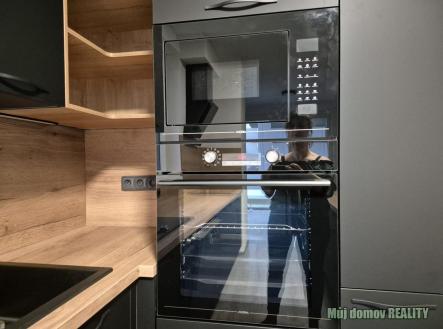 Pronájem bytu, 3+kk, 83 m²