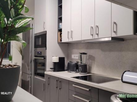 Pronájem bytu, 2+kk, 50 m²